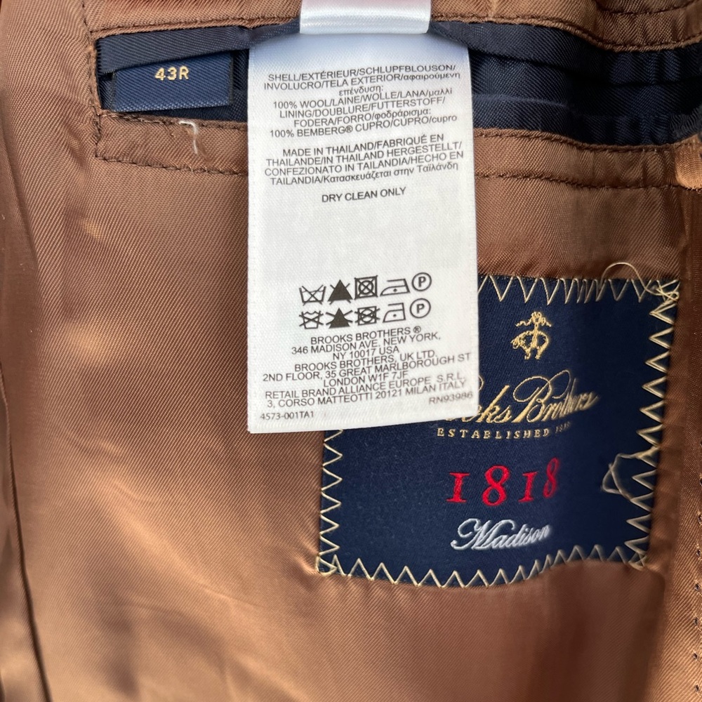 Men’s Brooks Brothers 1818 Madison fit sport coat - Picture 4 of 12